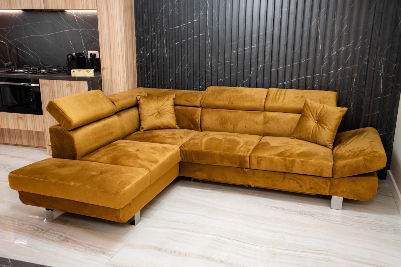 Deluxe Aparthotel Marwell Residence Szucsáva Kültér fotó