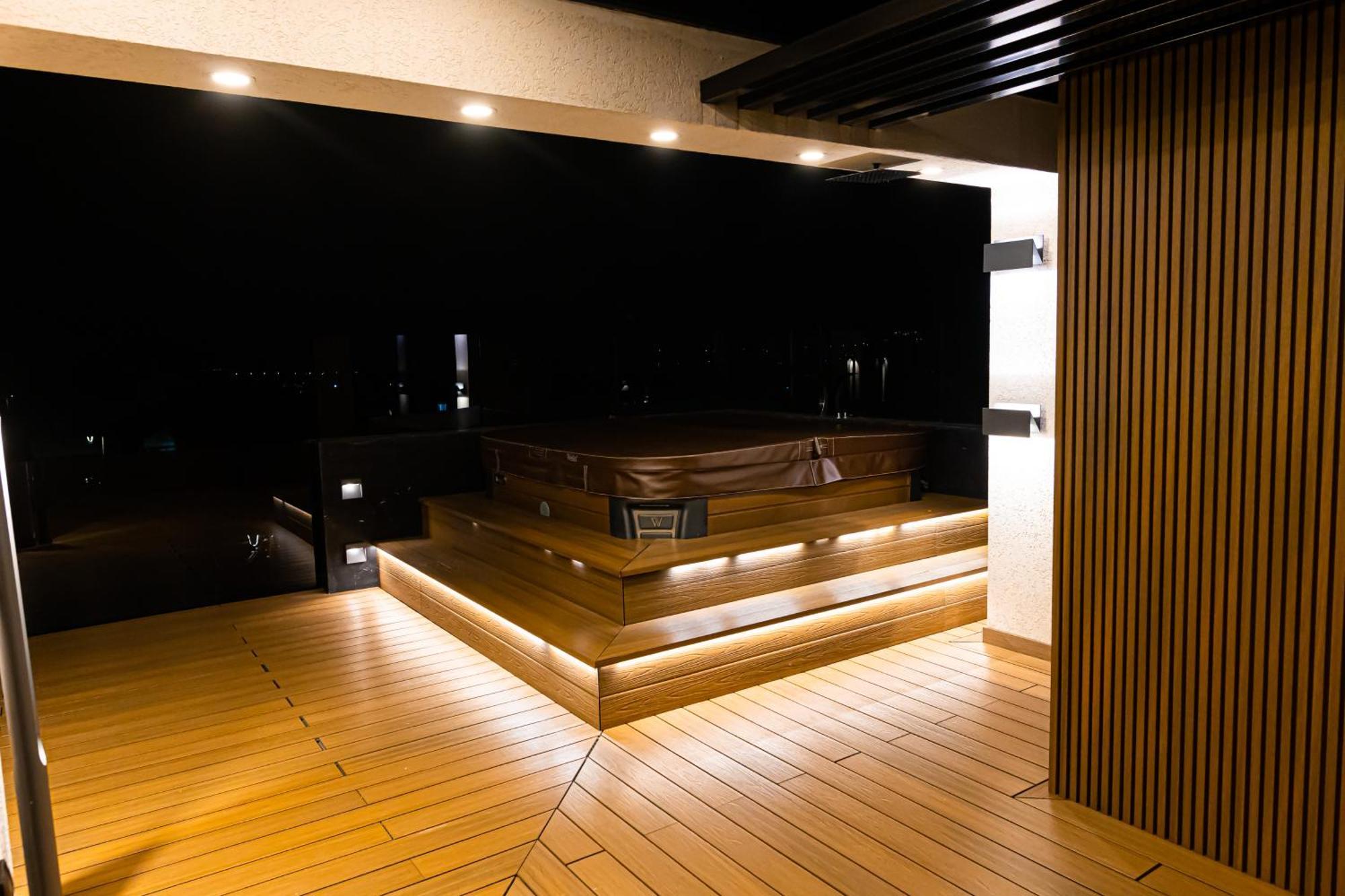 Deluxe Aparthotel Marwell Residence Szucsáva Szoba fotó
